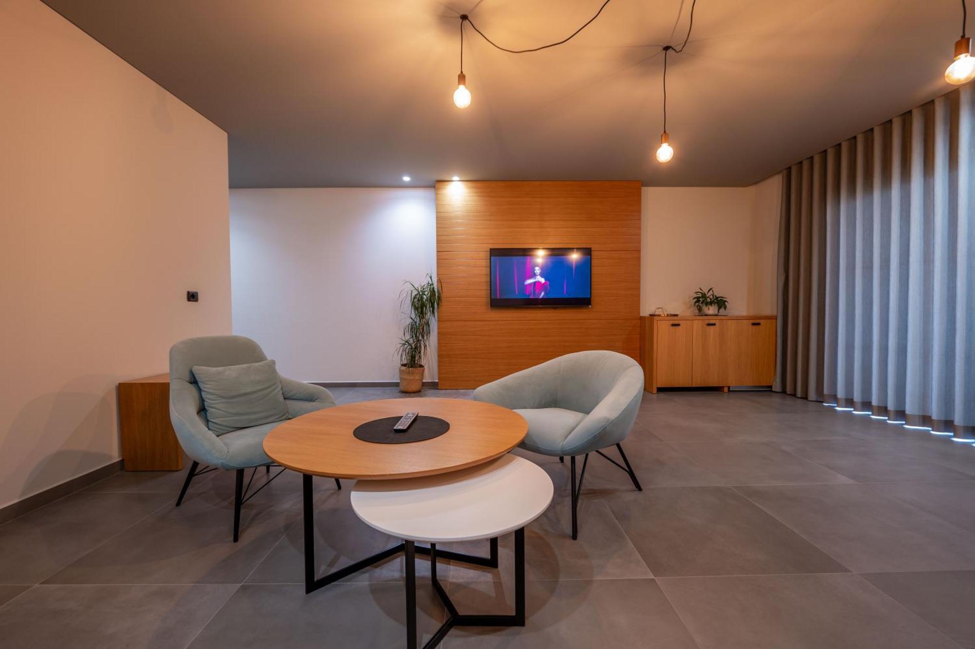 Franklin Rooms Sarande Exterior photo